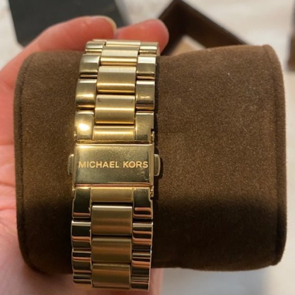 NEW WITHOUT TAGS Michael Kors Chronograph Bradshaw Gold-Tone Watch 43mm MK626